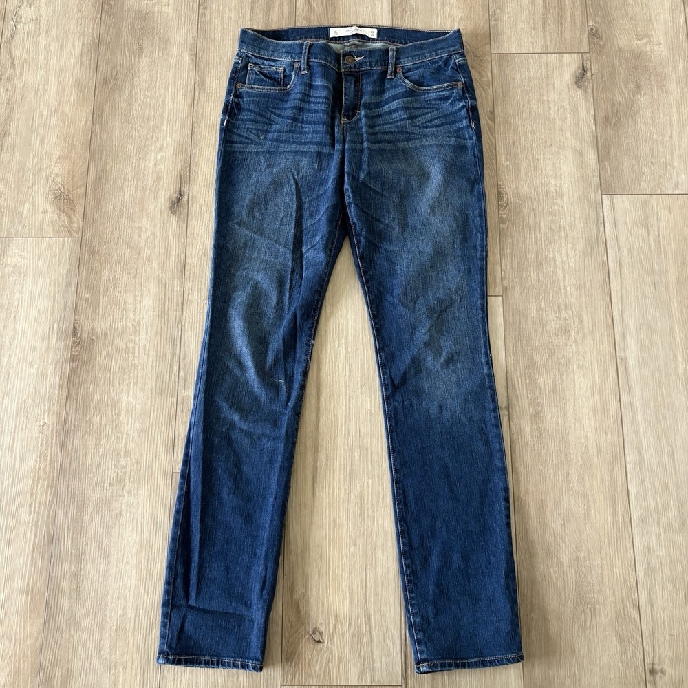 Abercrombie & Fitch Women's Erin Low Rise Med Dark Wash Tapered Straight Legs 8L